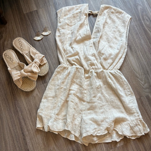 Cream Sleeveless Romper - Small, Espadrille Sandals 8.5/9 and Matching Earrings - Picture 1 of 4